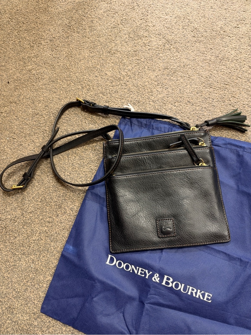 Dooney & Bourke Florentine Leather Triple Zip Crossbody Bag Purse Black